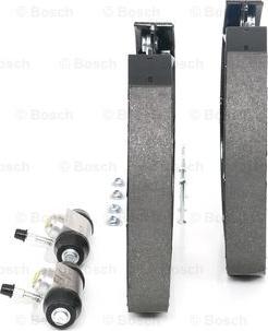 BOSCH 0 204 114 635 - Комплект тормозного барабана (колодка, цилиндр, пружины) autodif.ru
