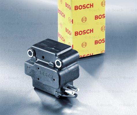 BOSCH F 026 T03 005 - Регулятор давления подачи топлива autodif.ru