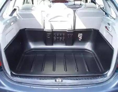 Carbox 105053000 - Ванночка для багажника autodif.ru