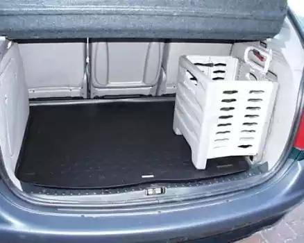 Carbox 205053000 - Ванночка для багажника autodif.ru