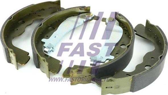 Fast FT30078 - Комплект тормозных колодок, барабанные autodif.ru