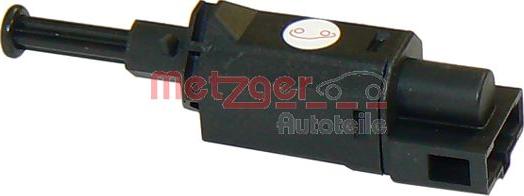 Metzger 0911017 - Выключатель, привод сцепления (Tempomat) autodif.ru