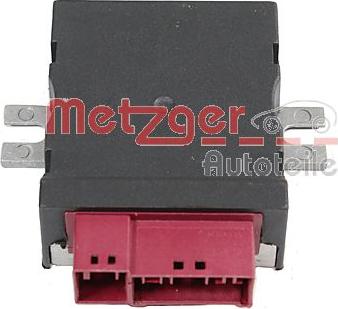 Metzger 2250553 - Управляющий прибор, топливный насос autodif.ru