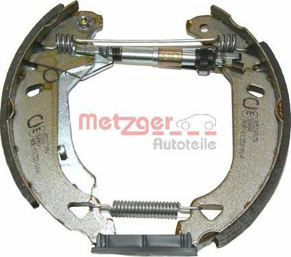 Metzger MG 457V - Комплект тормозных колодок, барабанные autodif.ru
