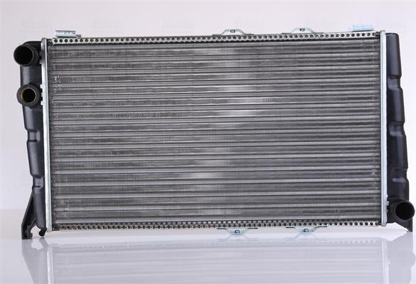 Nissens 64010 - Радиатор, охлаждение двигателя autodif.ru
