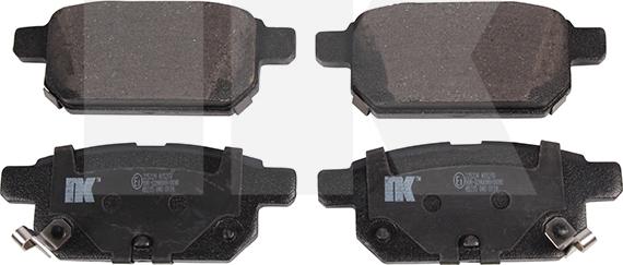 NK 225224 - Колодки тормозные дисковые задние с звуковым предупреждением износа и прижимной пластиной / SUZUKI B autodif.ru