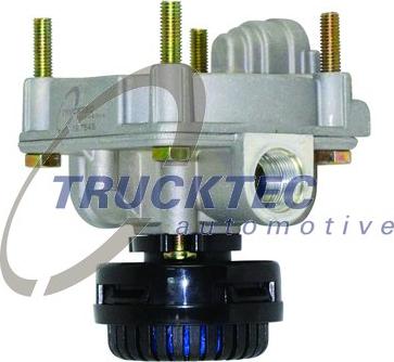 Trucktec Automotive 01.35.132 - Ускорительный клапан autodif.ru