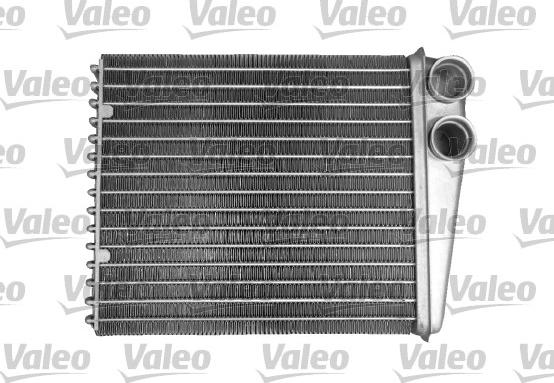Valeo 812382 - Радиатор, охлаждение двигателя autodif.ru