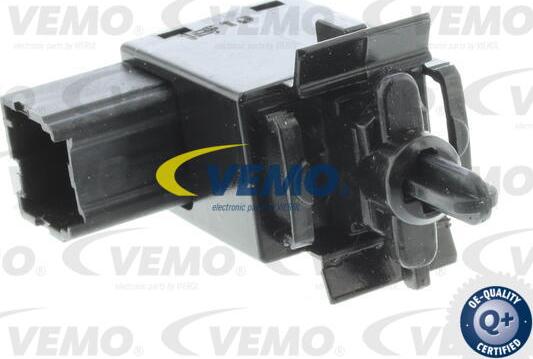 Vemo V40-73-0066 - Выключатель, привод сцепления (Tempomat) autodif.ru
