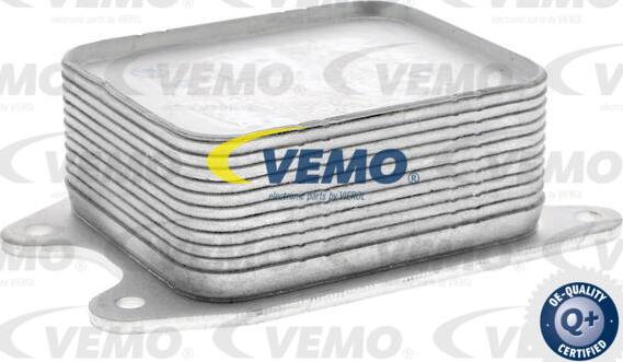 Vemo V15-60-6065 - Масляный радиатор, двигательное масло autodif.ru