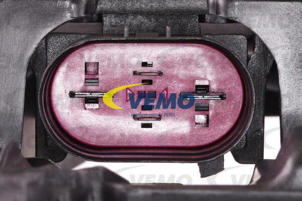 Vemo V30-01-1634 - Вентилятор, охлаждение двигателя autodif.ru
