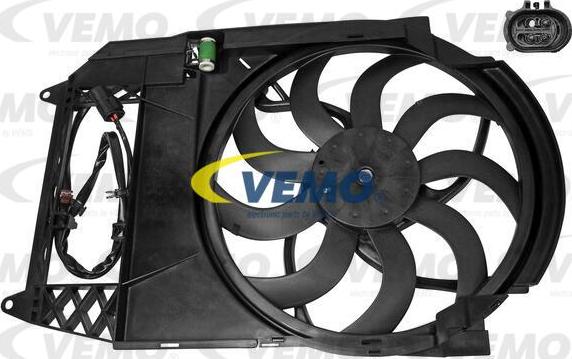 Vemo V20-01-0017 - Вентилятор, охлаждение двигателя autodif.ru